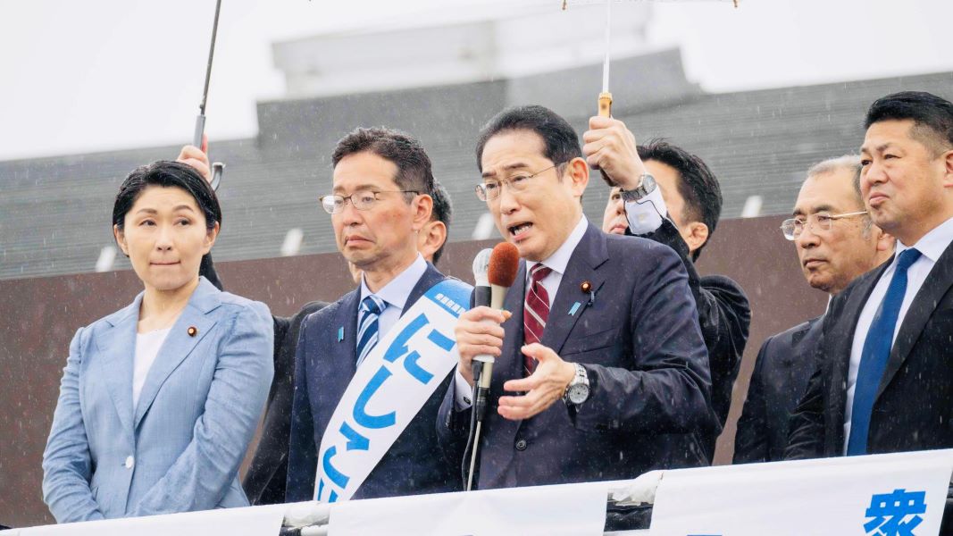 日本秋季選舉觀察：岸田內閣民調低迷 日本自民黨仍穩操勝算？