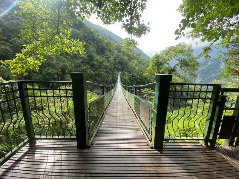 山風漫步  瓦拉米步道春之旅