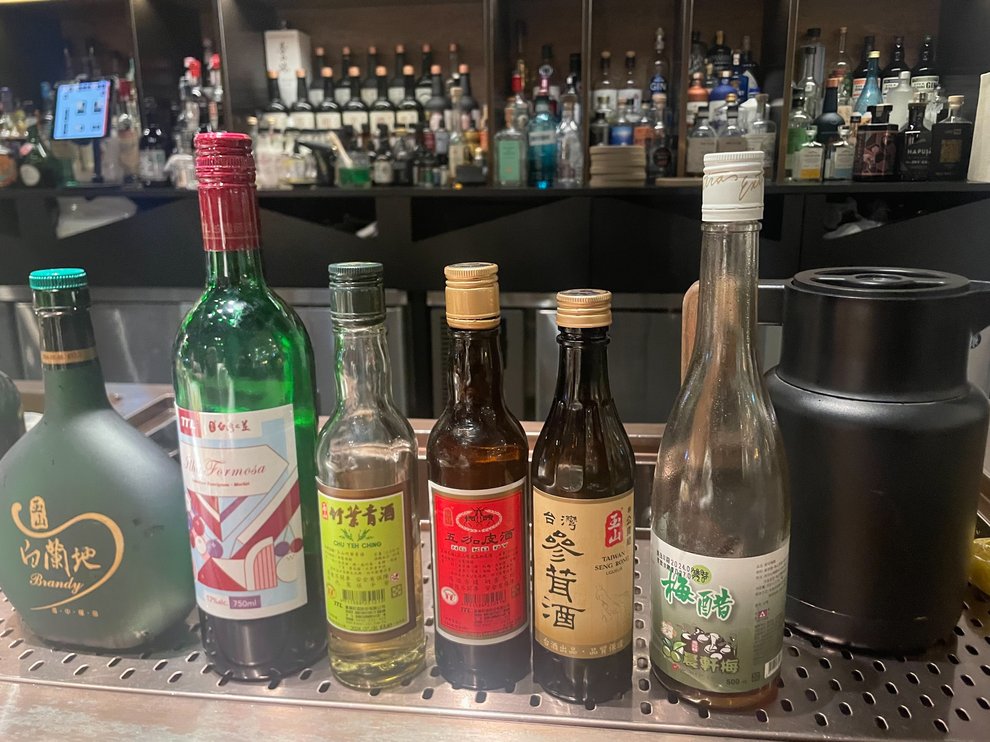 美酒加咖啡，中西合璧行銷台灣。