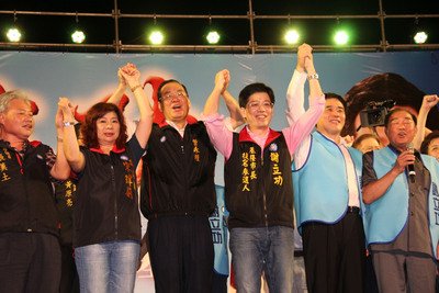 藍營2縣市分裂 年底選情添變數