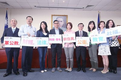 藍綠不分區孰優孰劣 選民自有公斷