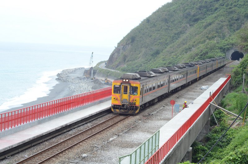 南迴鐵路電氣化工程 9/6起夜間減班