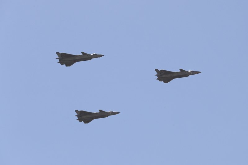 共軍殲20閱兵 曝光重點有這些