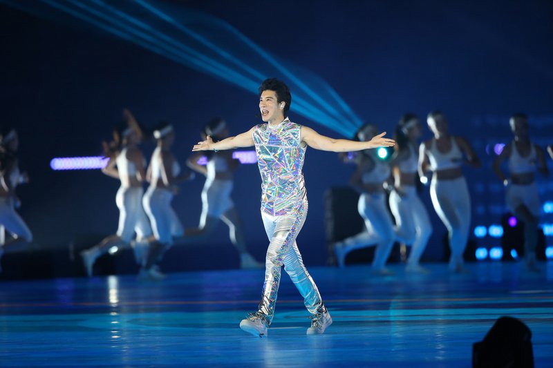世大運表演「世界部落」 王力宏登場