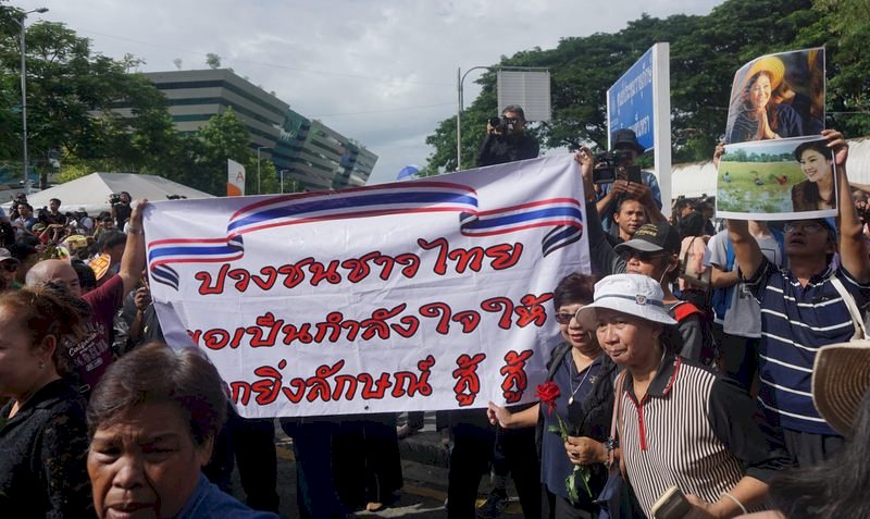泰前總理盈拉傳由新加坡搭機 已潛逃杜拜