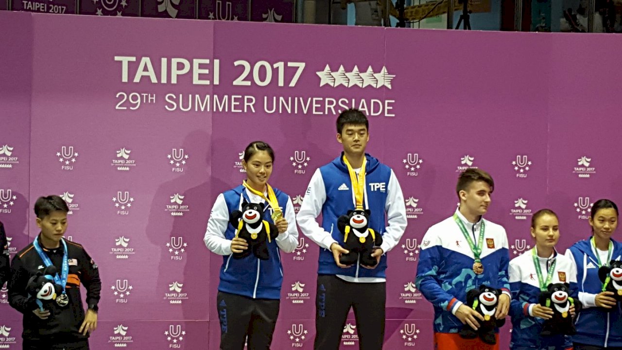 世大運羽球混雙 王齊麟、李佳馨摘金