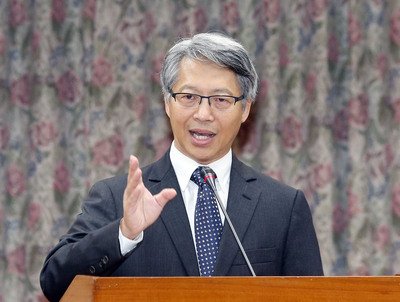 廖俊智保留美教職 中研院：合於法規