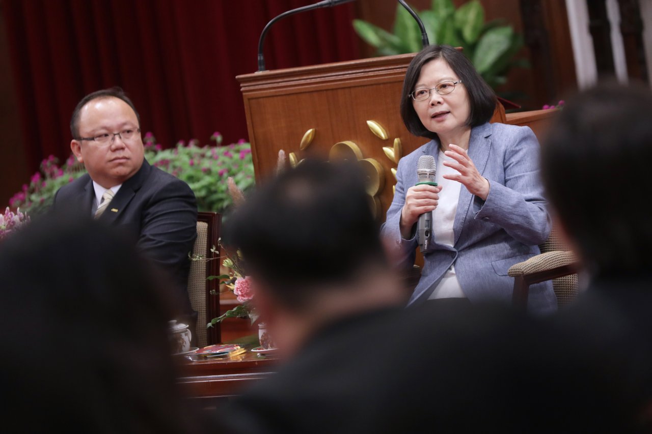 新內閣將上路 總統：改革會更快更有魄力