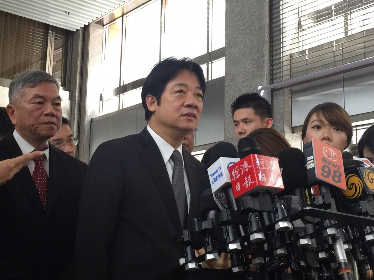 李明哲被認罪 賴清德：救人優先 籲中放人