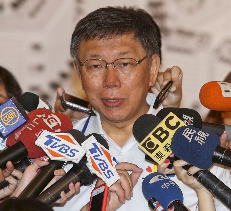 柯文哲：閣揆頻換 顯示雙首長制有問題