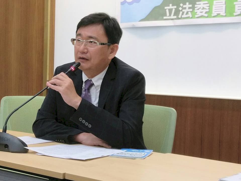 登山旅遊欠配套 綠委要求觀光局跨部會協調