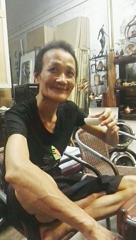 參與劉曉波紀念詩選 浪子遭拘留已交保