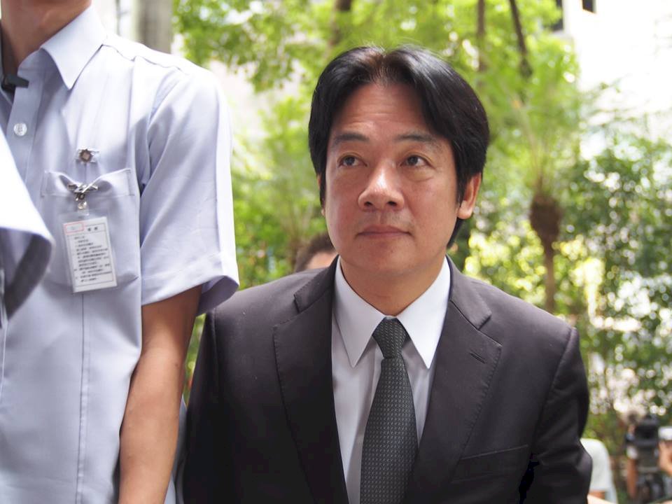 賴清德探扁 徐國勇：僅閒話家常