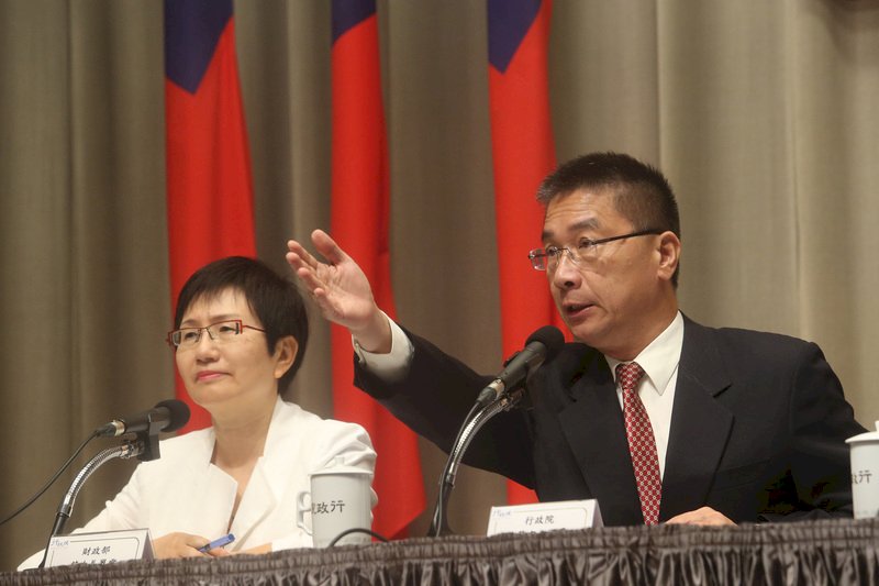 賴揆：即刻檢討函釋鬆綁法規 每兩週提成果