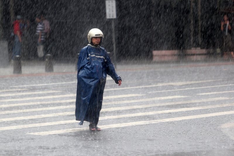 共伴效應 北、東恐有致災性豪雨
