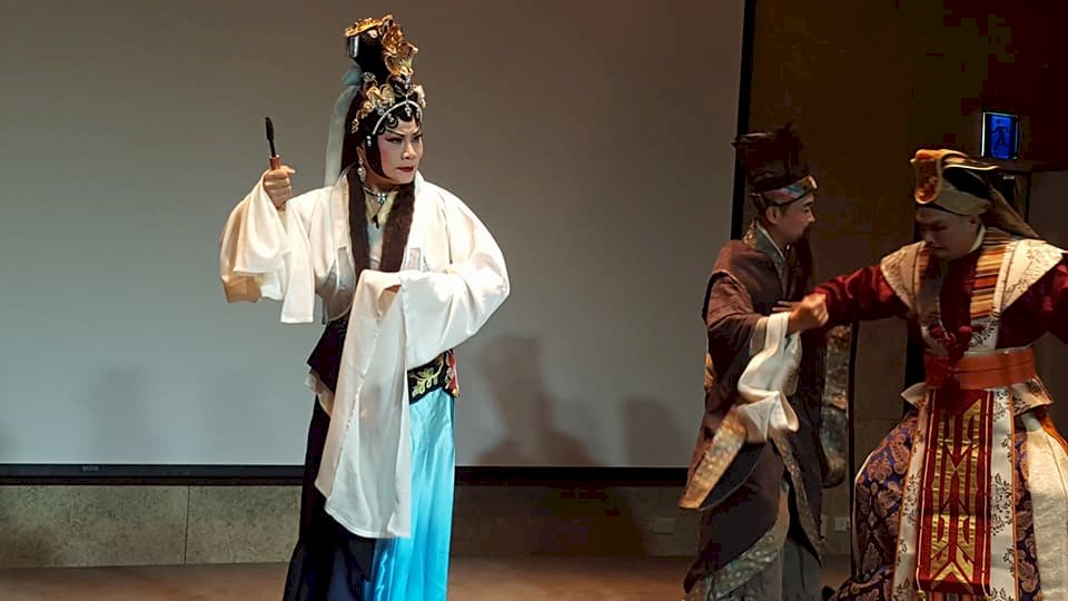 王海玲退而不休 畢製「觀・音」華麗轉身