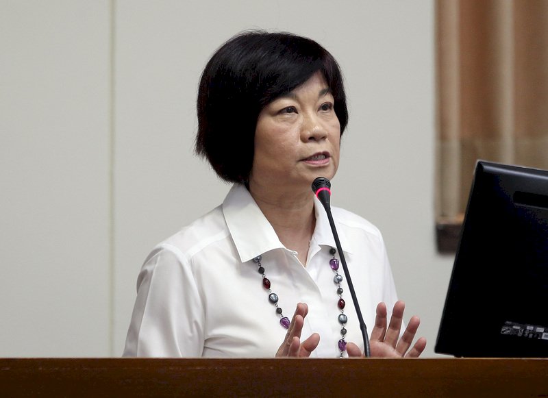 憂國外新人搶職 陳美伶：法案拿掉實習簽證