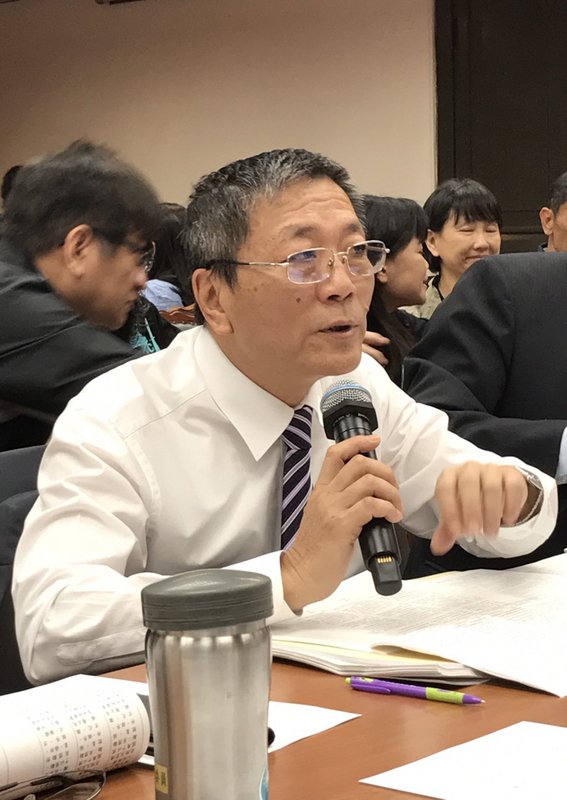 遭體育界質疑 林德福：不會帶頭違法
