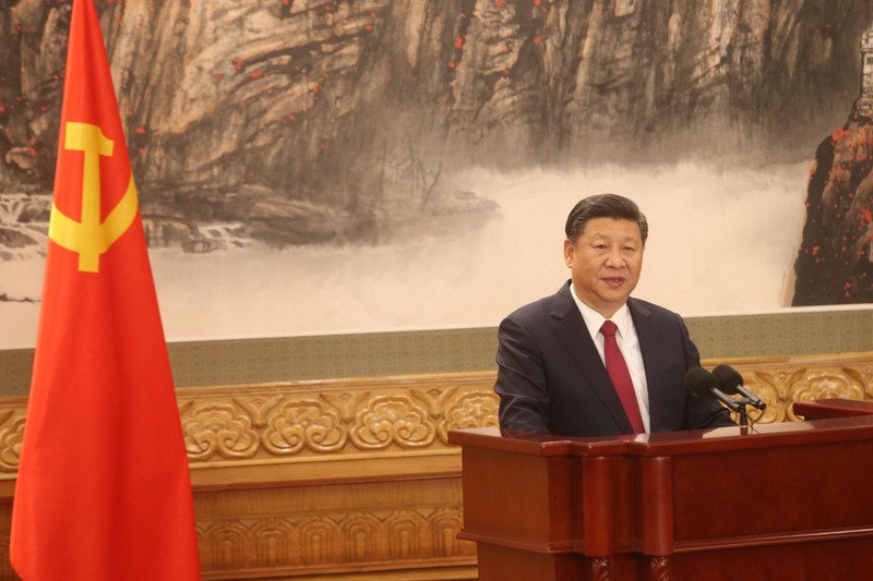 中共中央軍委主席維持一正兩副