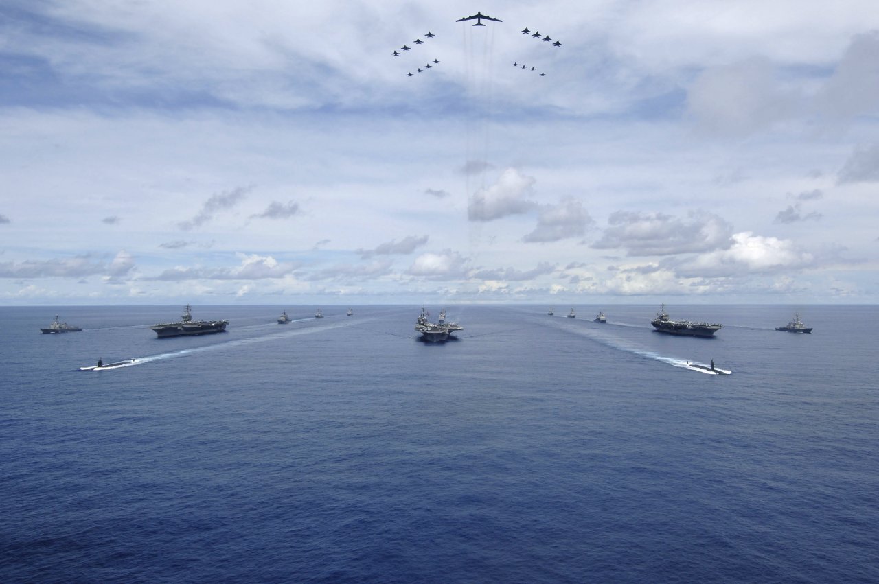 牽制北韓 南韓7軍艦與美3航艦聯合演習