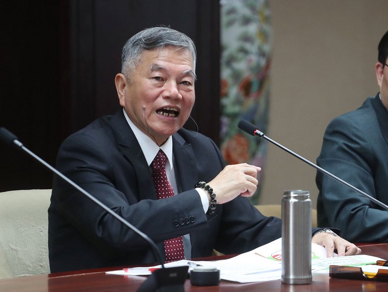 亞泥礦權展限今生效 經長：速搜集修法意見
