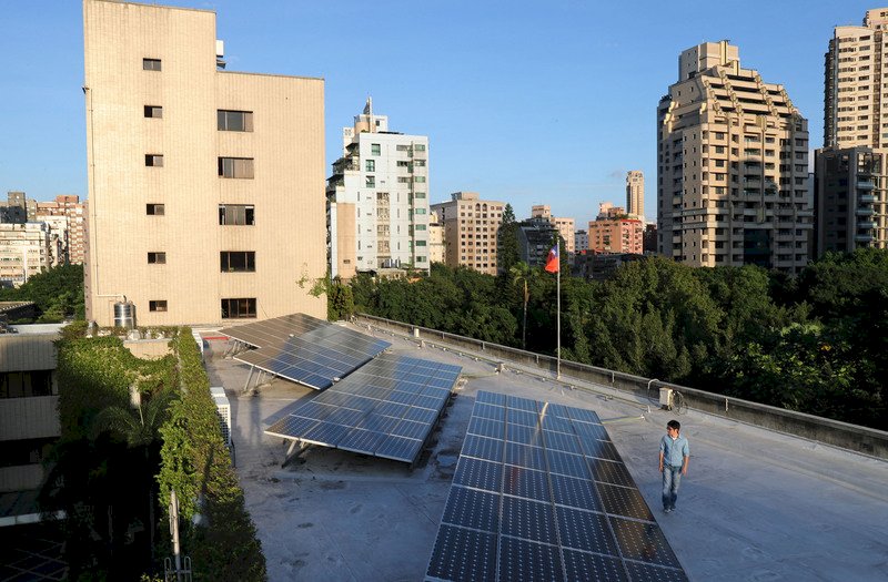 明年綠能躉購費率出爐 屋頂種電費率再加碼