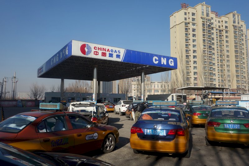 煤改氣急轉彎 中國網民：爐子沒了怎燒煤