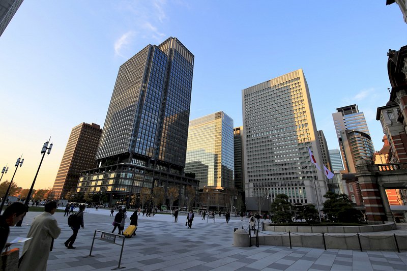 東京站前廣場啟用 眺望皇居視野開闊