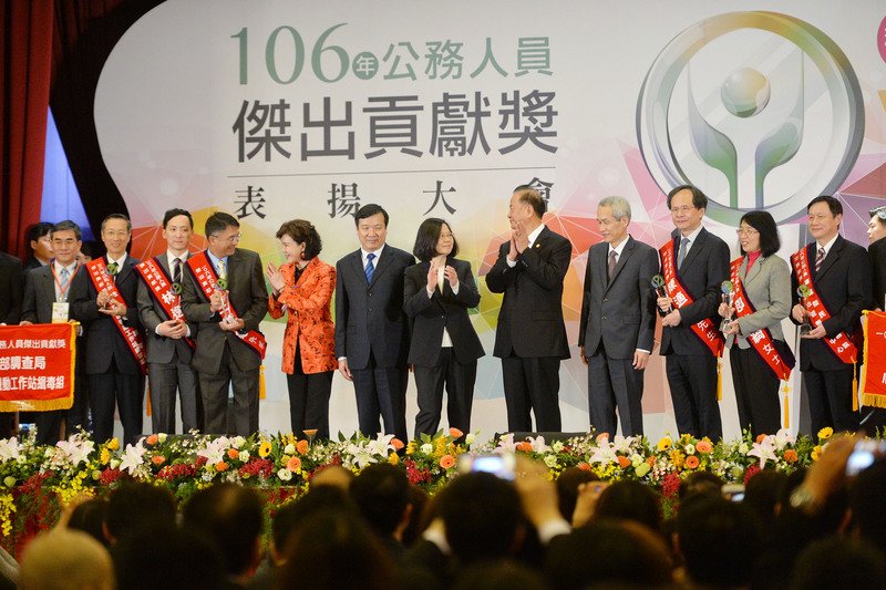 表揚傑出公務員 總統：創新帶動國家進步