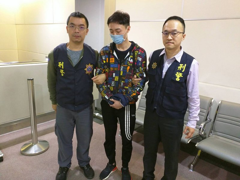 詐欺通緝犯搭機赴日  台日警攜手緝返