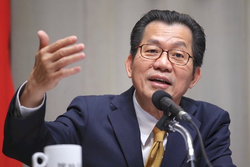 李應元：台塑六輕明年7月停燒石油焦