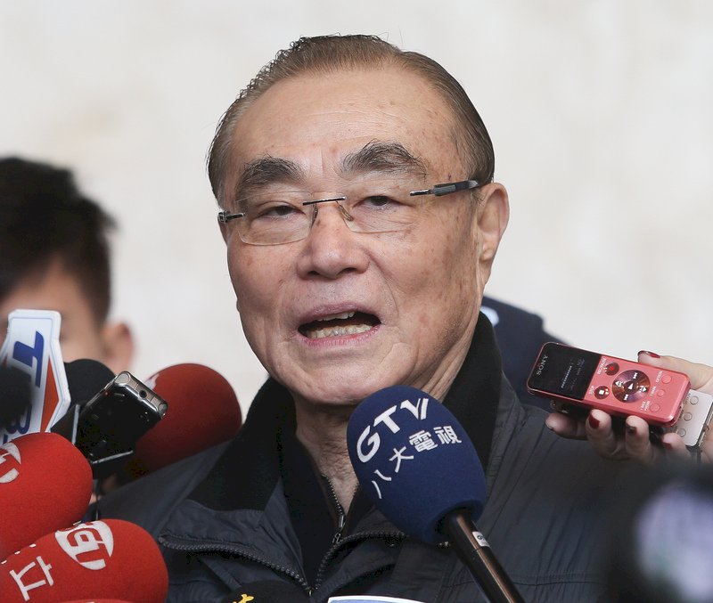 馮世寬：國防部仍惦記何子雨