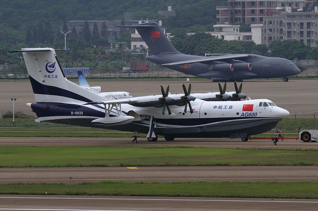 中國造世界最大水陸兩棲飛機 首飛成功