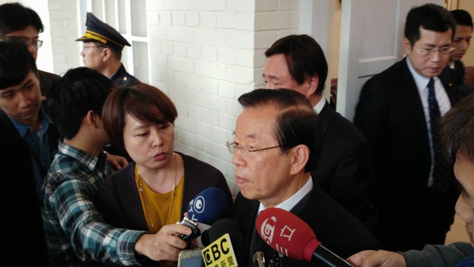 陳菊新書惹議 謝長廷:為何不能晚點賣