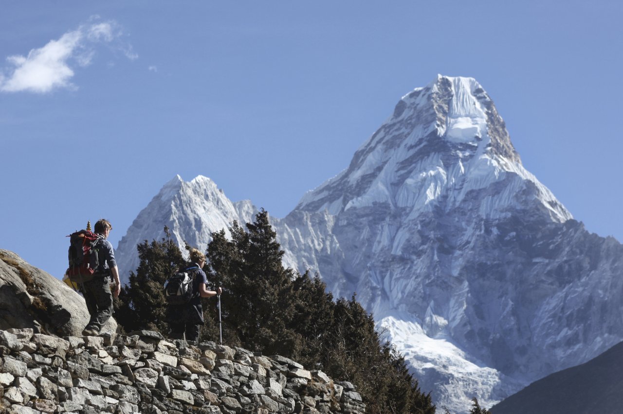 尼泊爾管理不善 聖母峰登山業者轉進中國