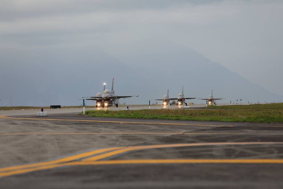 共機頻擾台 空軍：專注戰訓本務婉拒元旦衝場