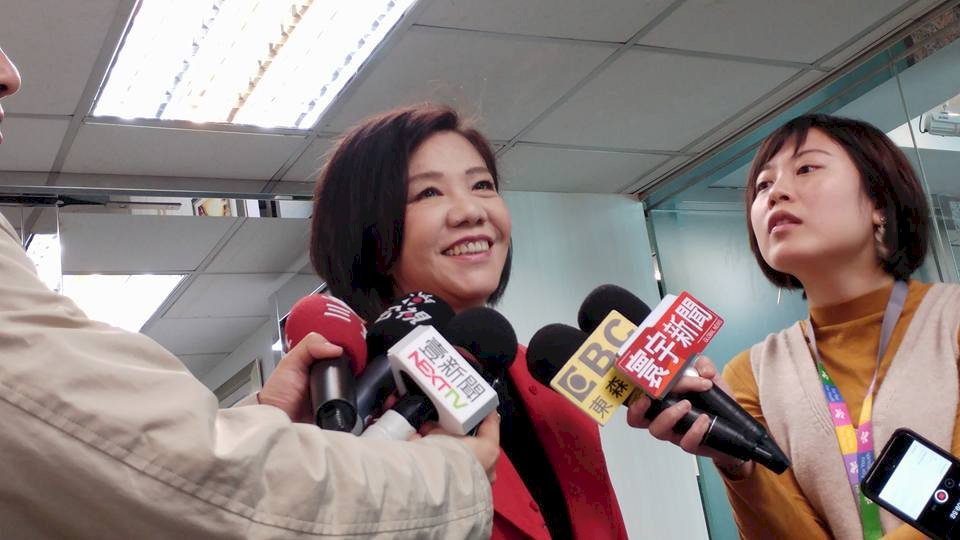 綠營初選登記今起跑 葉宜津搶頭香