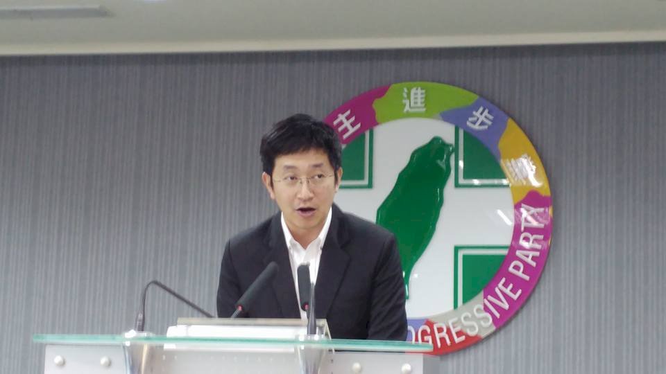總統批新北參選人阿斗？ 民進黨中央駁斥