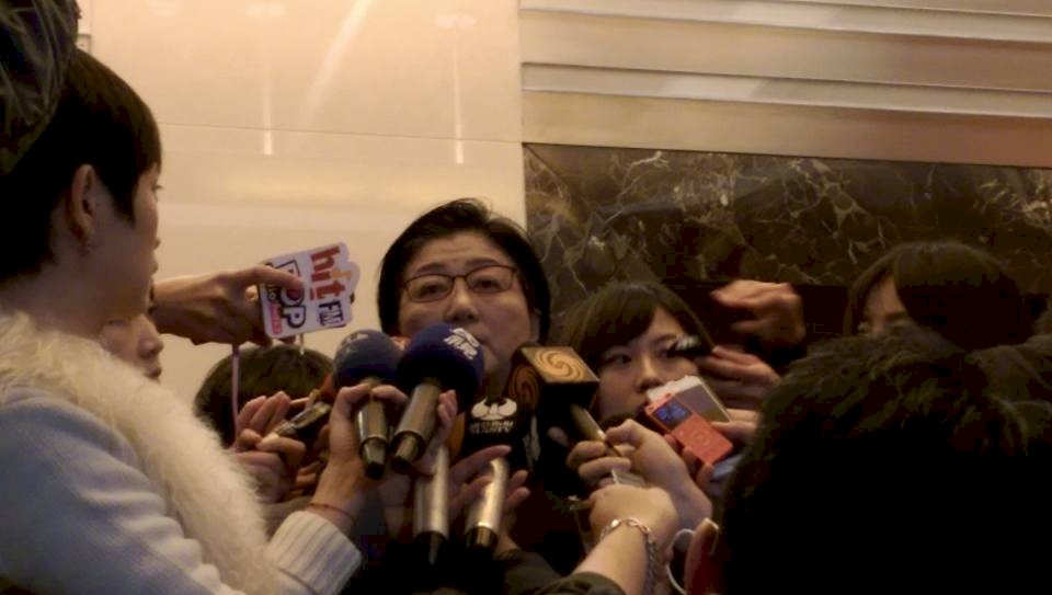 行政契約遭否決 雷倩：陪婦聯會到最後一刻