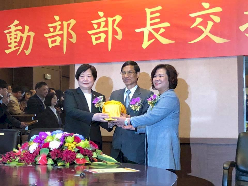 許銘春：勞動部是勞工靠山 不是橡皮圖章