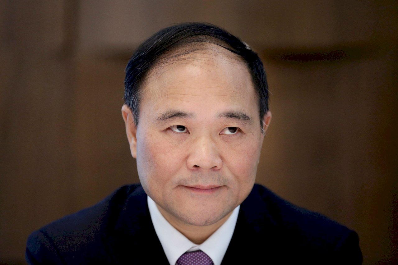 成戴姆勒最大股東 李書福：無意影響公司策略