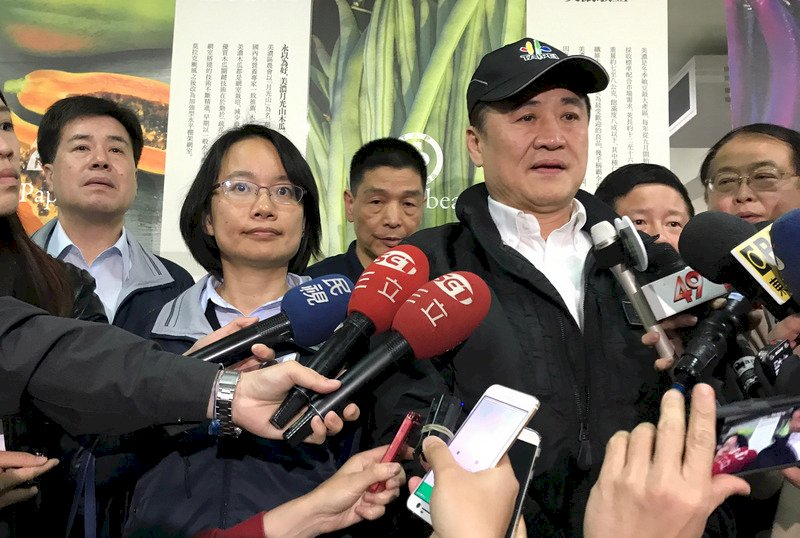 休市風波 陳景峻要市場處及北農提報告