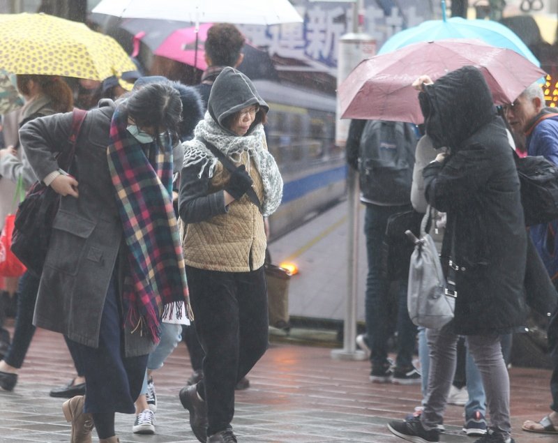 15日鋒面到 防局部大雨