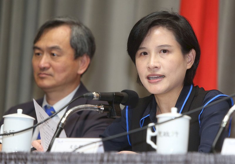 頒余光中褒揚令？ 鄭麗君：銘記台灣文學史