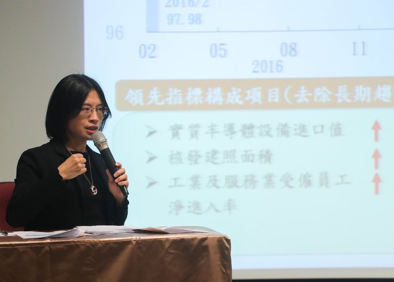 穩定復甦 2月景氣燈號轉亮綠燈