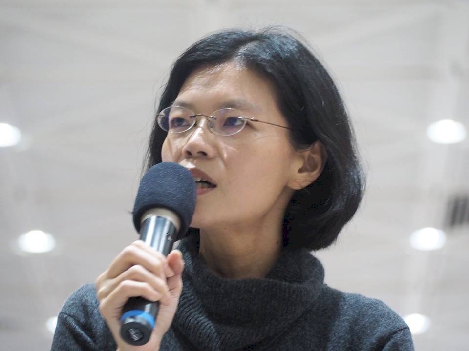 探監李明哲30分鐘 李凈瑜：會持續救援