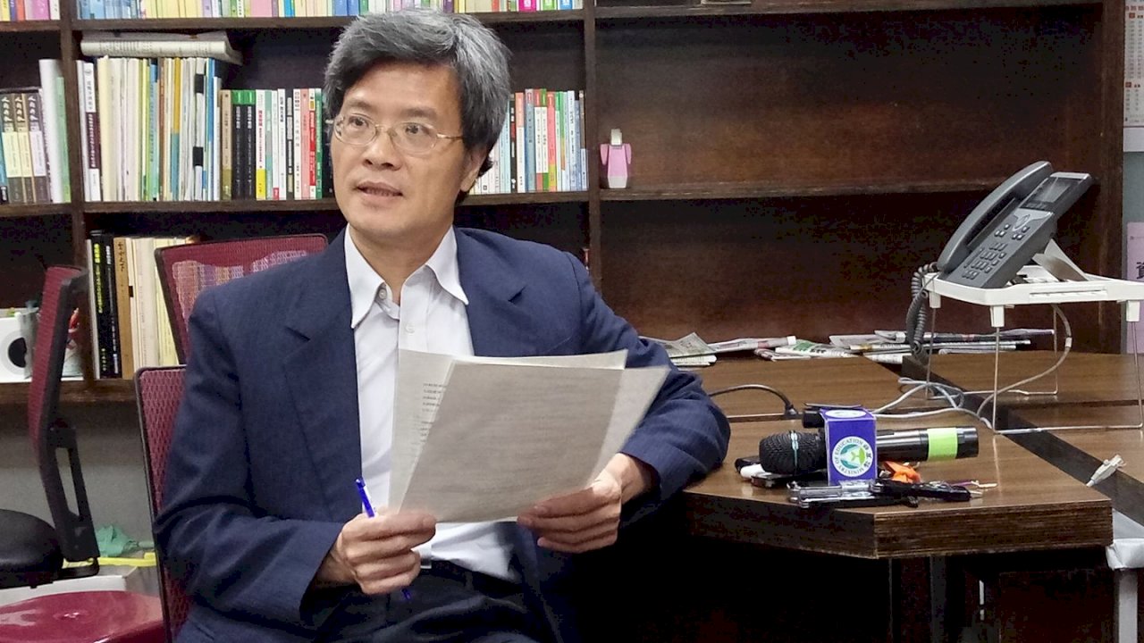 管中閔有無違法兼職 教部啟動跨部會諮詢