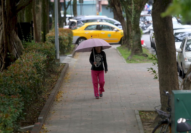 大陸冷氣團今晚報到 低溫下探11、12度