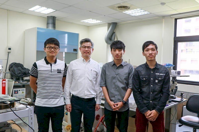 友善環境低成本 成大成功研發環保鈉電池
