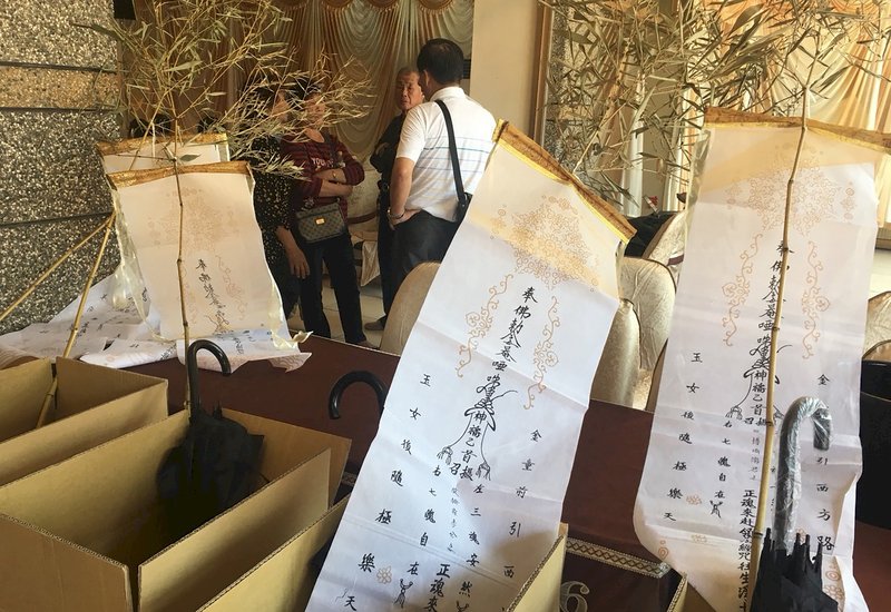 殉職消防員解剖釐死因 家人大哭不捨